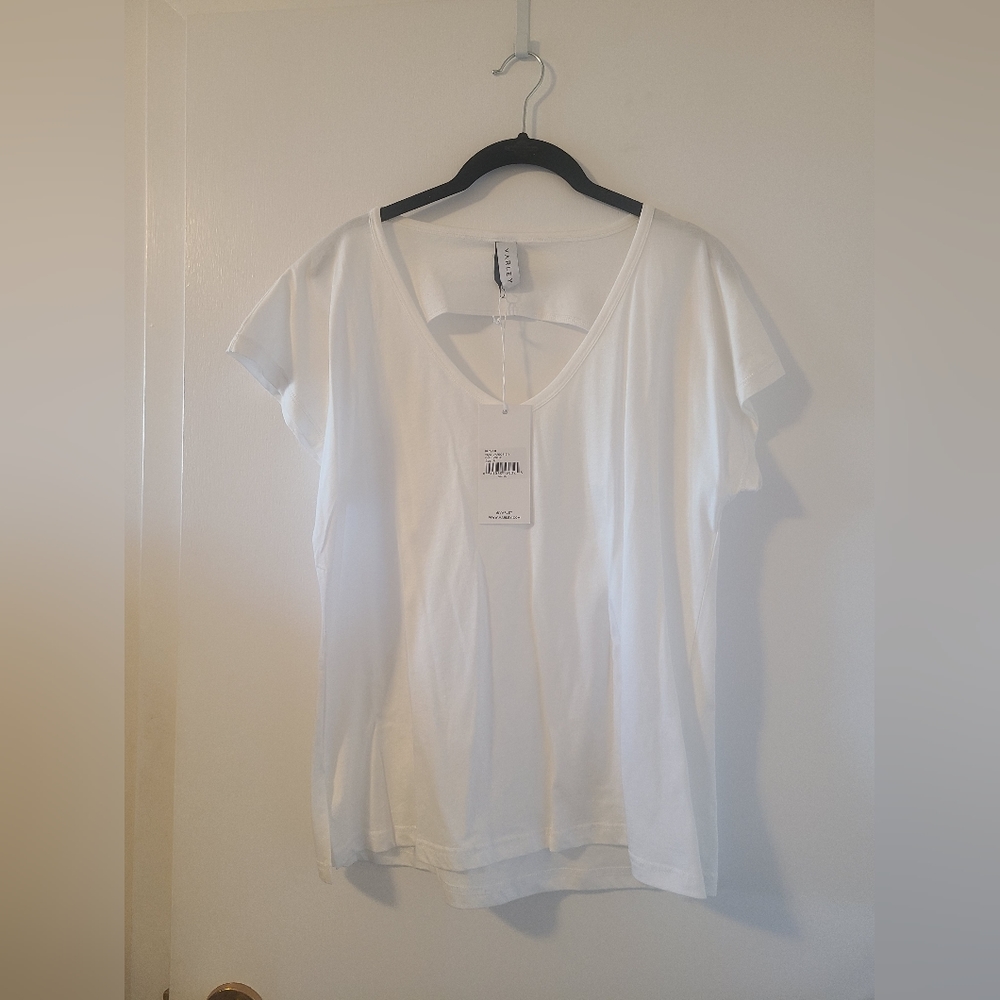Varley tshirt